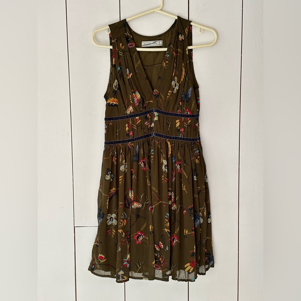 Abercrombie & Fitch Floral Butterfly Print Dress Sz S Olive Green Fairy